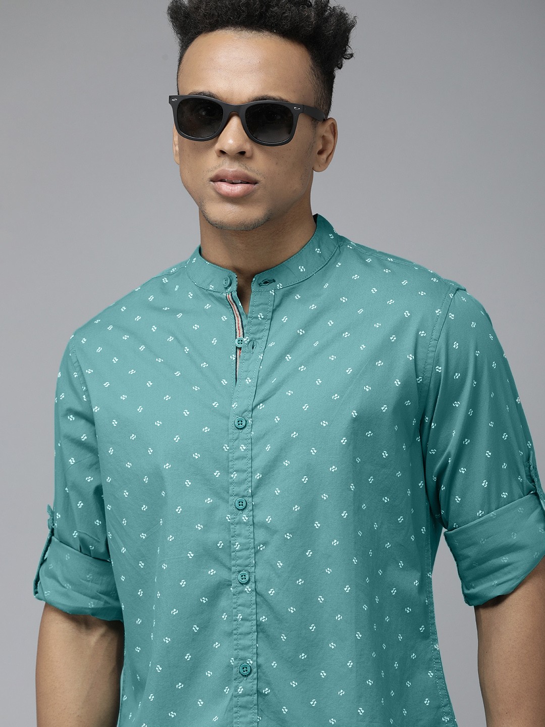 

Roadster Men Turquoise Blue Printed Casual Shirt