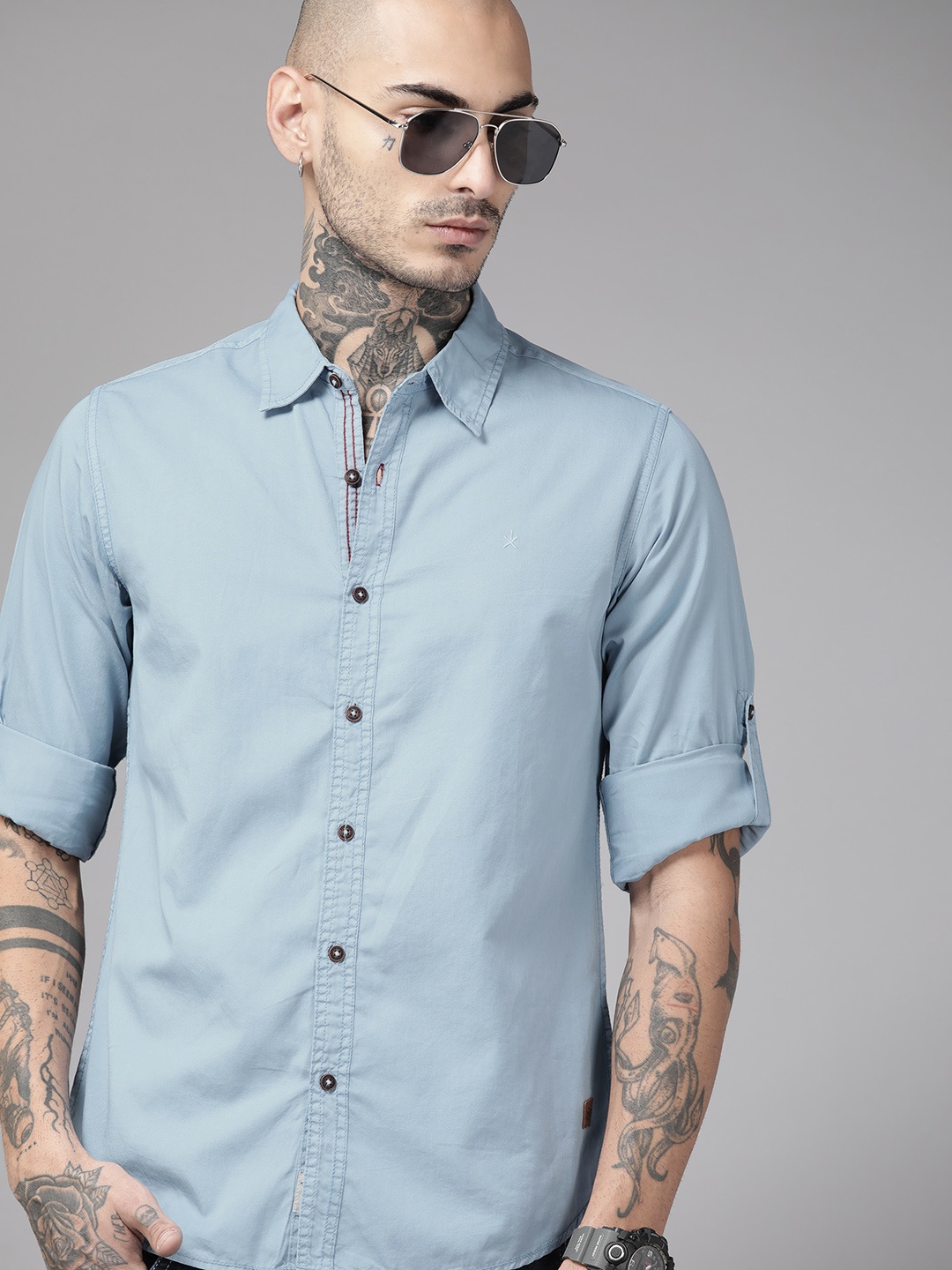 

The Roadster Lifestyle Co. Men Pure Cotton Casual Shirt, Blue