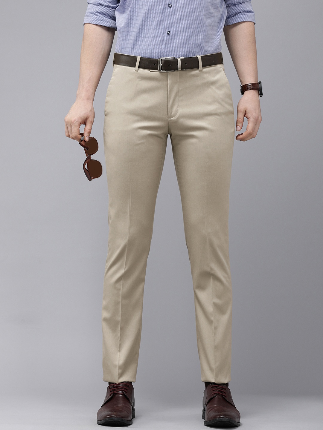 

Arrow Men Light Brown Solid Tailored Fit Formal Trousers, Cream