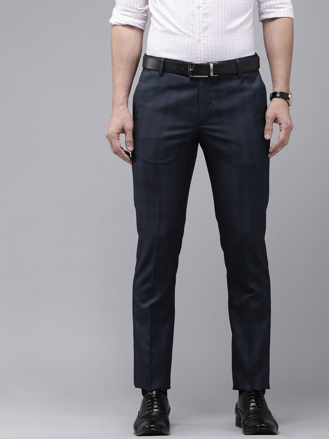 

Arrow Men Navy Blue Checked Tailored Fit Formal Trousers