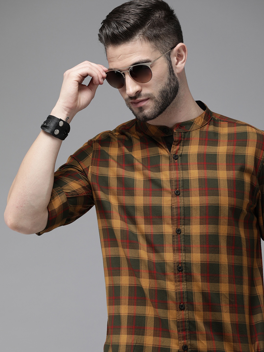 

Roadster Men Khaki Checked Band Collar Roll-Up Sleeves Casual Shirt
