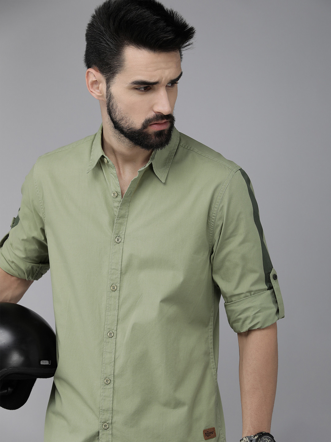 

Roadster Men Olive Green Pure Cotton Casual Shirt With Striped Detail