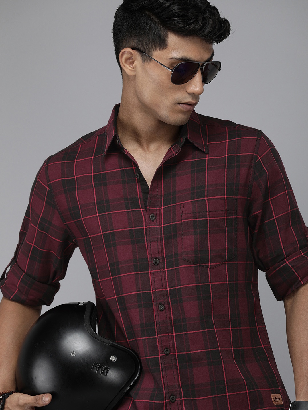 

Roadster Men Burgundy Tartan Checked Pure Cotton Twill Casual Shirt