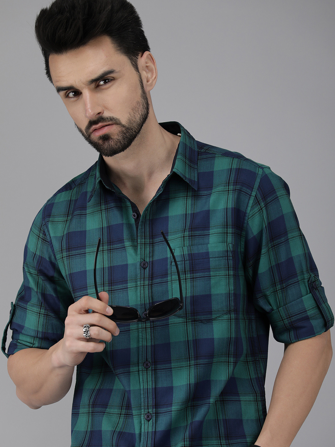 

Roadster Men Blue & Green Slim Fit Checked Casual Shirt