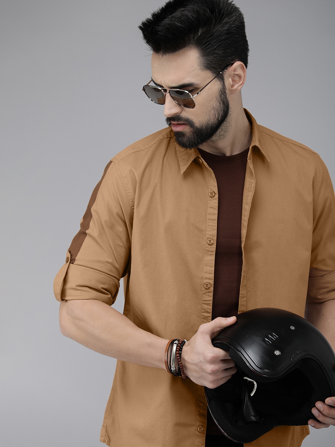 

Roadster Men Camel Brown Pure Cotton Casual Shirt With Striped Detail