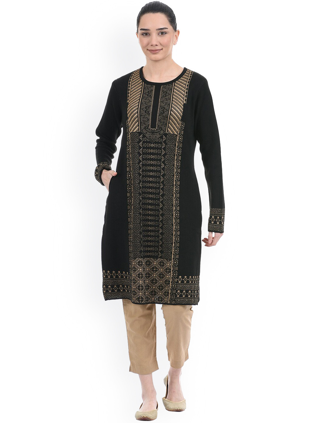

American Eye Women Black Geometric Thread Work Sweater Kurta