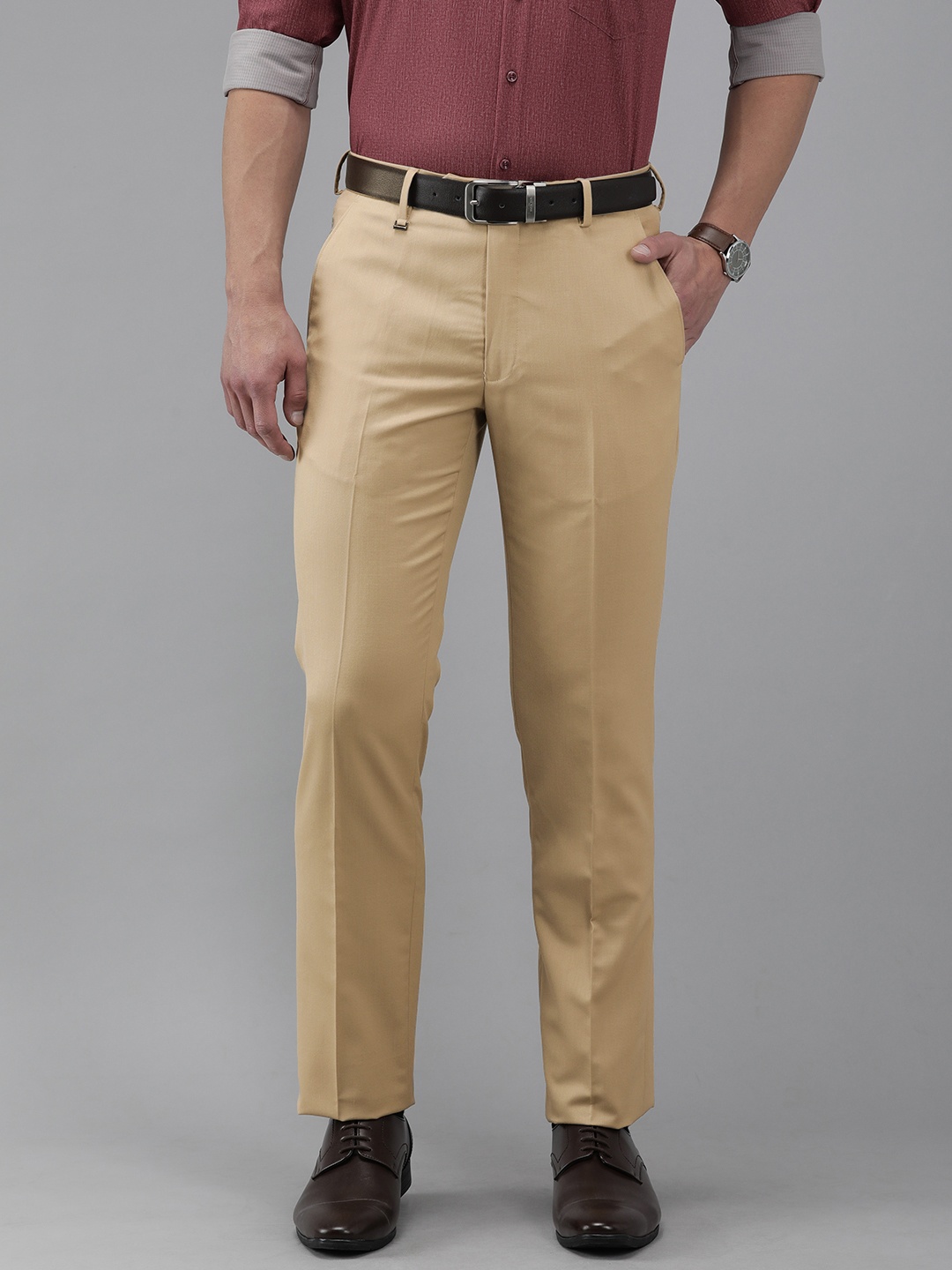 

Van Heusen Men Beige Solid Slim Fit Formal Trousers