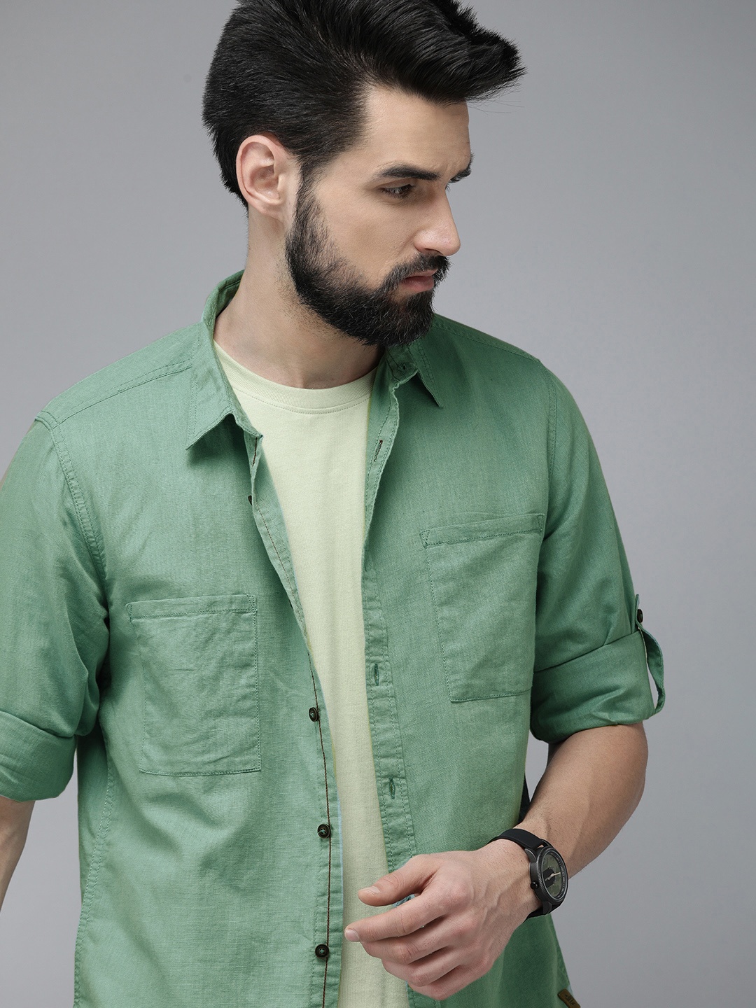 

The Roadster Lifestyle Co Men Blue Casual Shirt