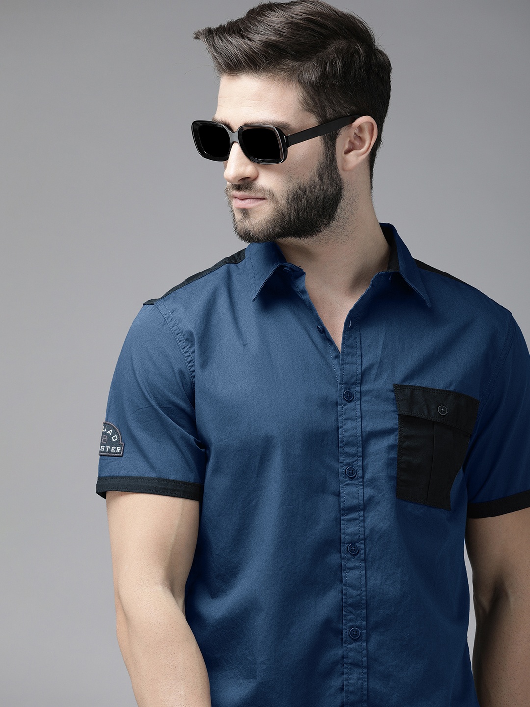 

Roadster Men Navy Blue Solid Cotton Casual Shirt