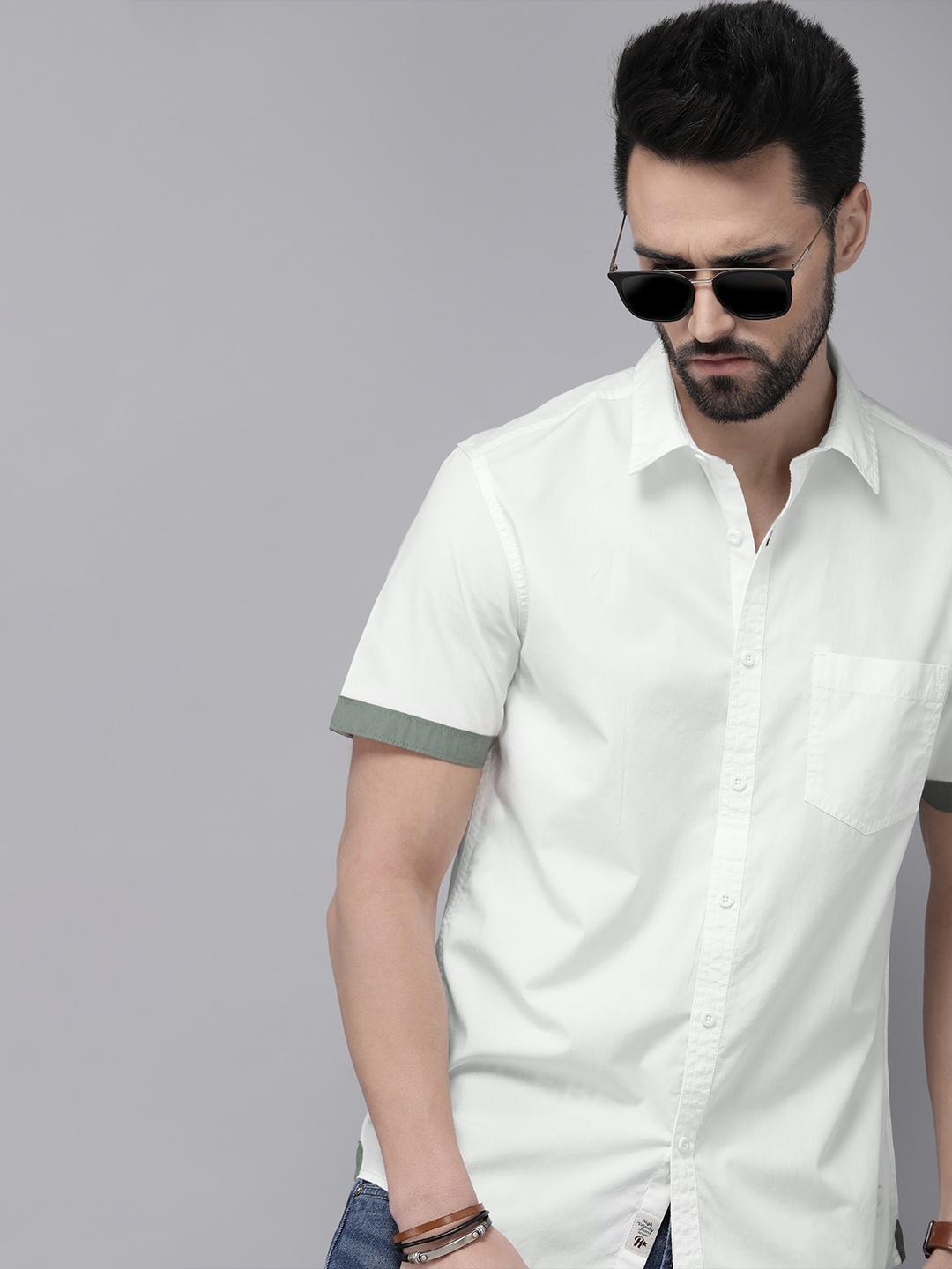 

Roadster Men White Solid Sustainable Casual Shirt