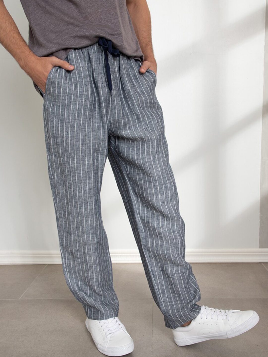 

ORIGIN BY ZALORA Men Multicolour Striped Track Pants, Multi