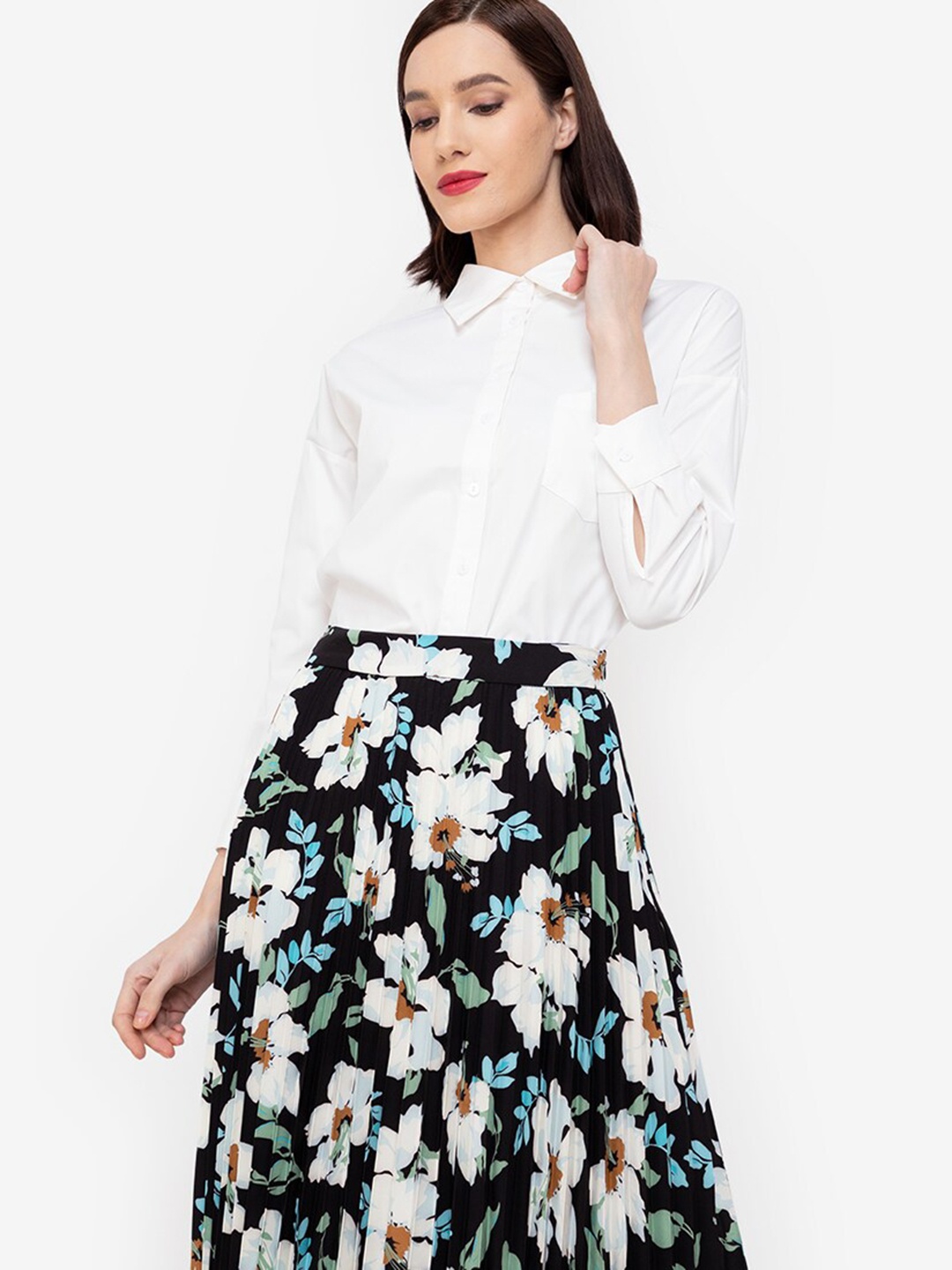 

ZALORA WORK Women White Slim Fit Casual Shirt