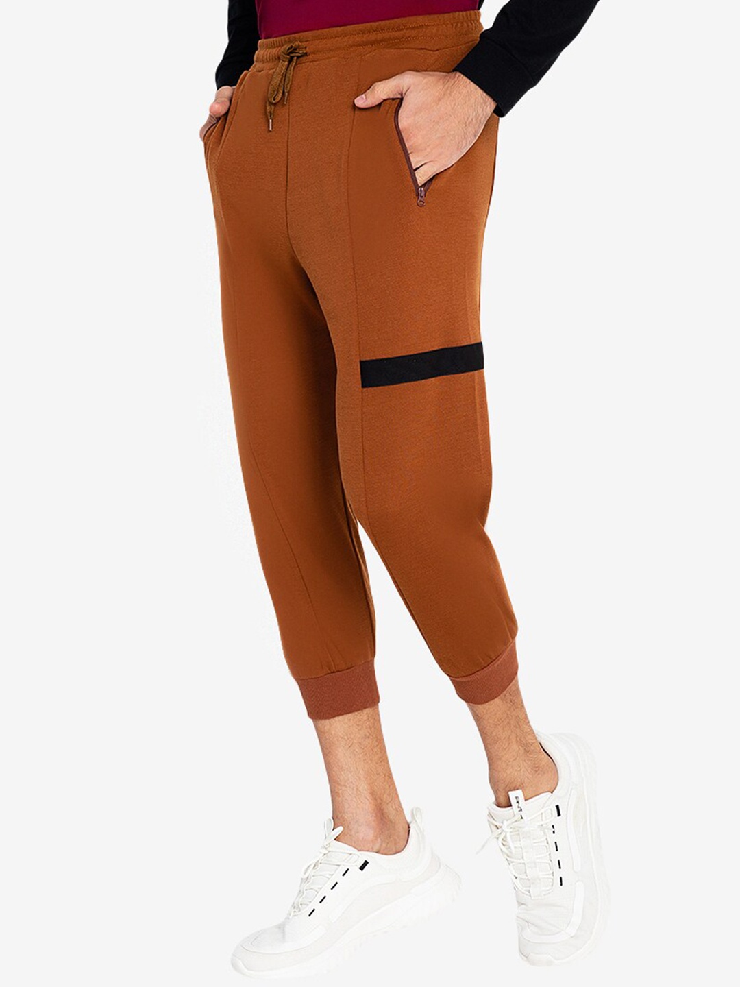 

ZALORA ACTIVE Men Brown Solid Lounge Pants