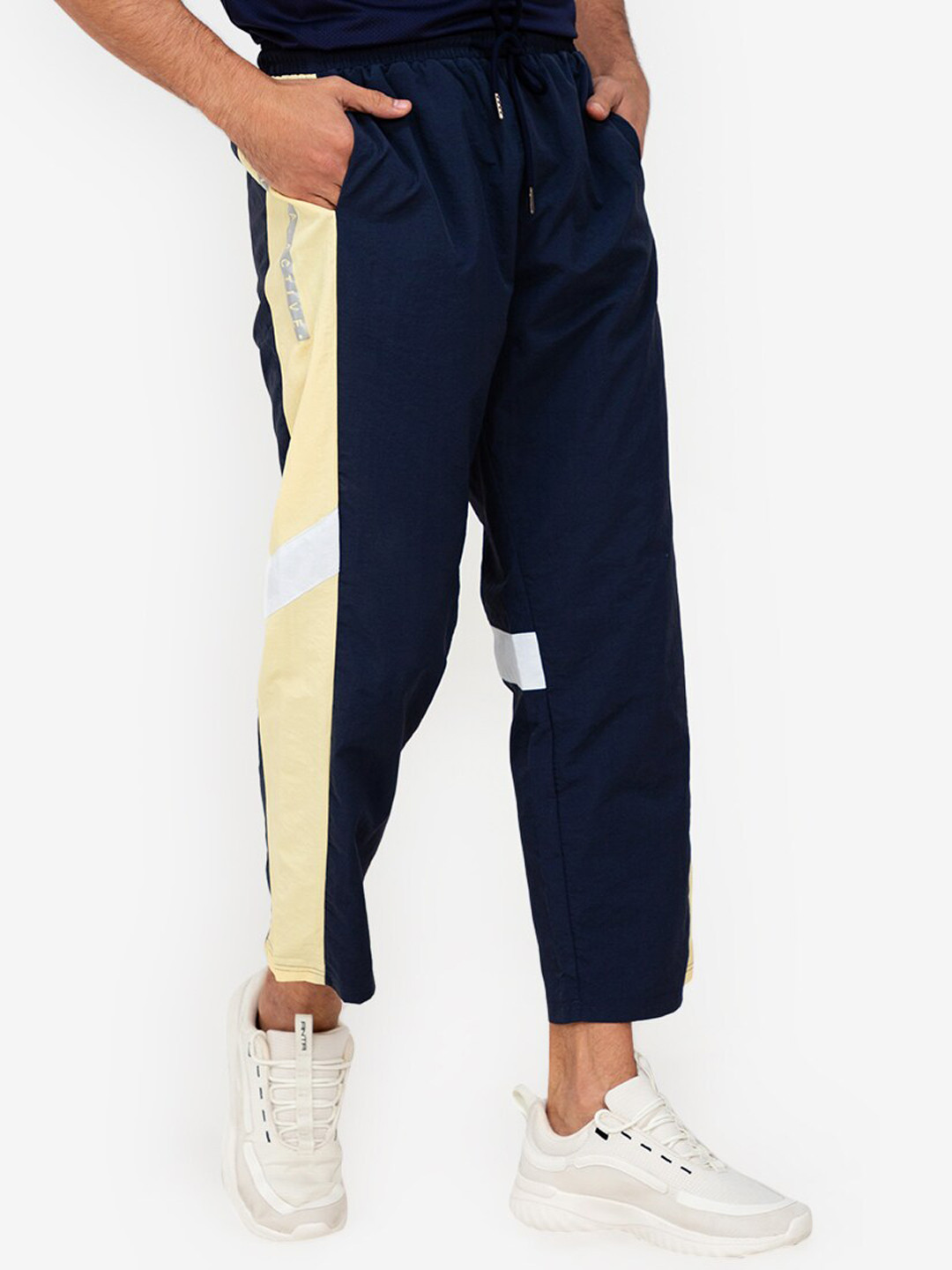 

ZALORA ACTIVE Men Navy Blue & White Nylon Colourblocked Lounge Pants