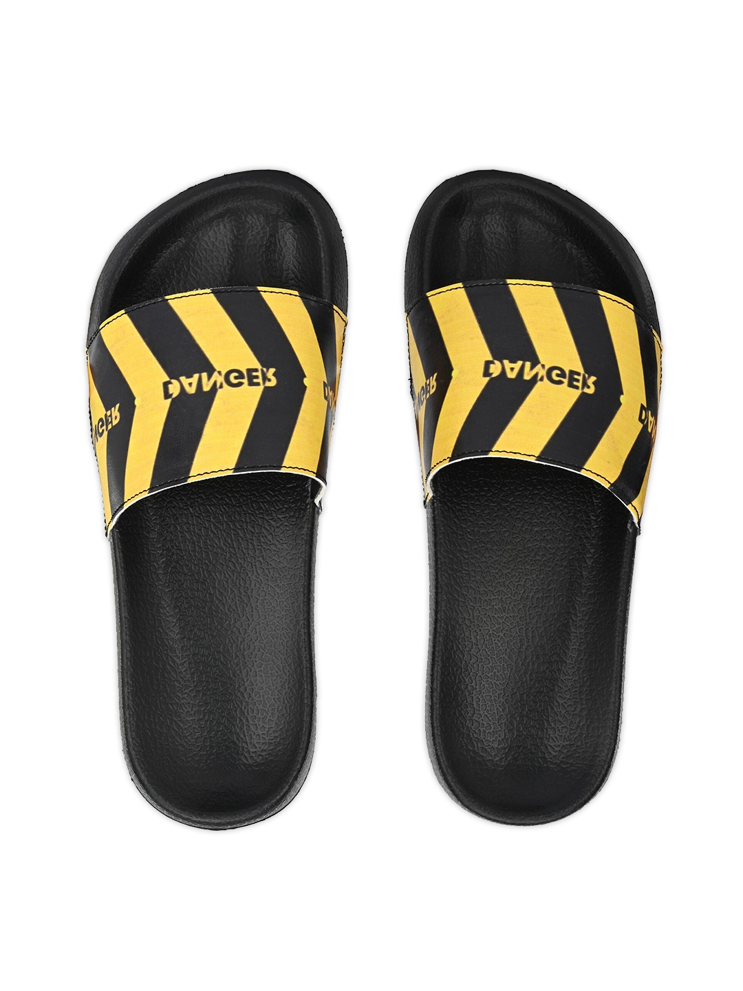 

KLEAT Men Black & Yellow Printed Sliders