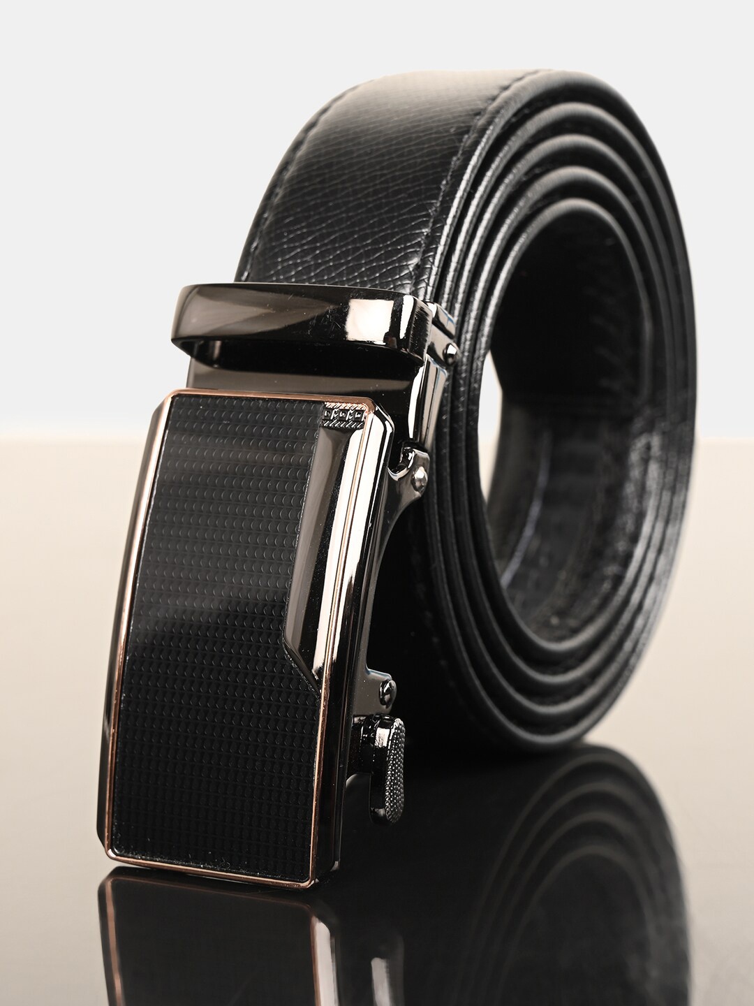 

BuckleUp Men Black Solid Formal Belt