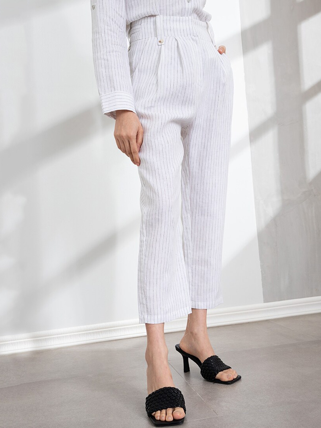 

ORIGIN BY ZALORA Woman Multicoloured Striped Pleated Trousers, Multi