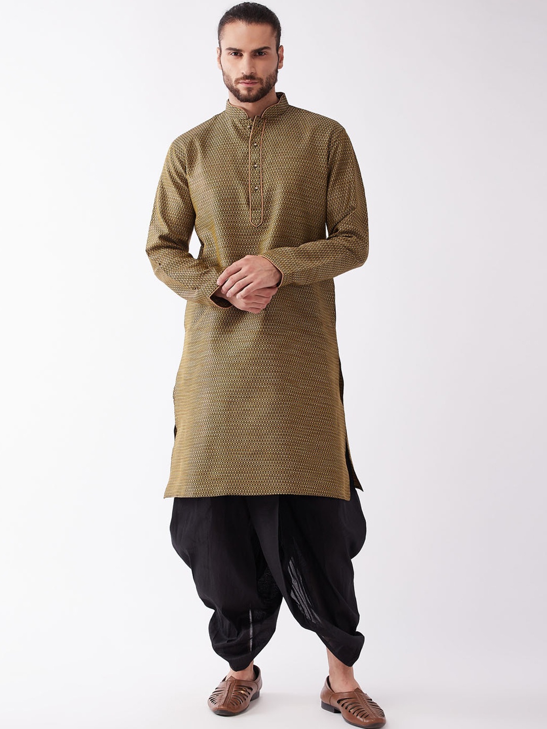 

VASTRAMAY Men Olive Green Kurta with Dhoti Pants