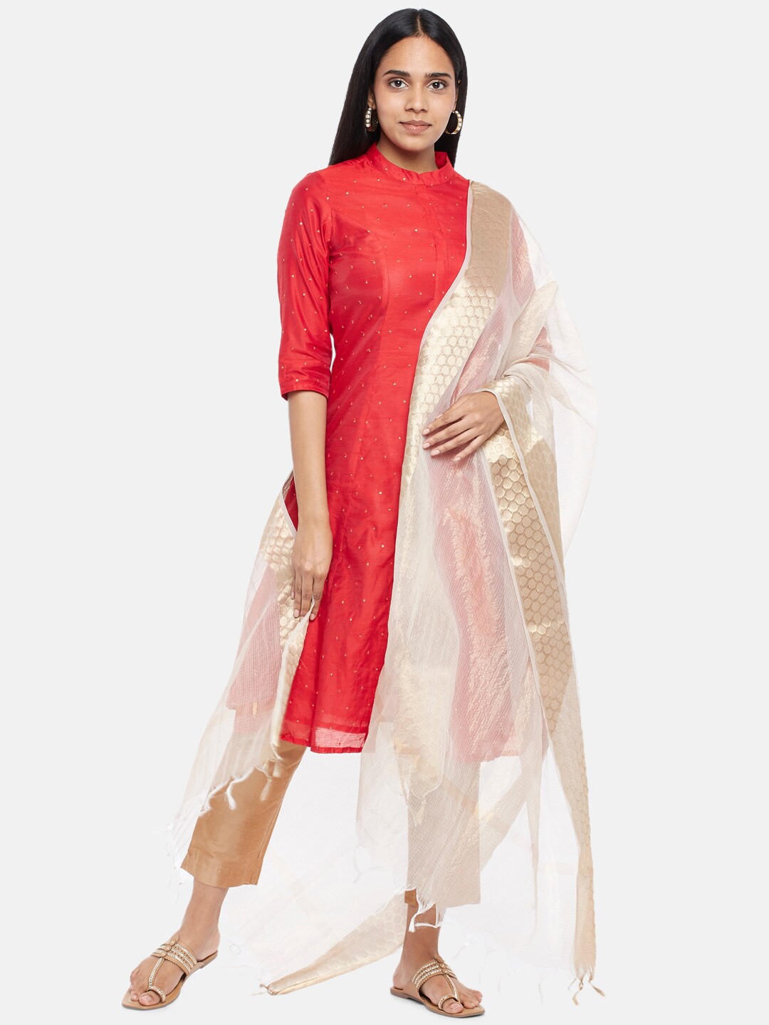 

RANGMANCH BY PANTALOONS White & Gold-Toned Woven Design Dupatta