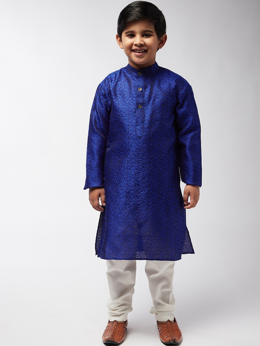

SOJANYA Boys Blue Floral Kurta with Pyjamas