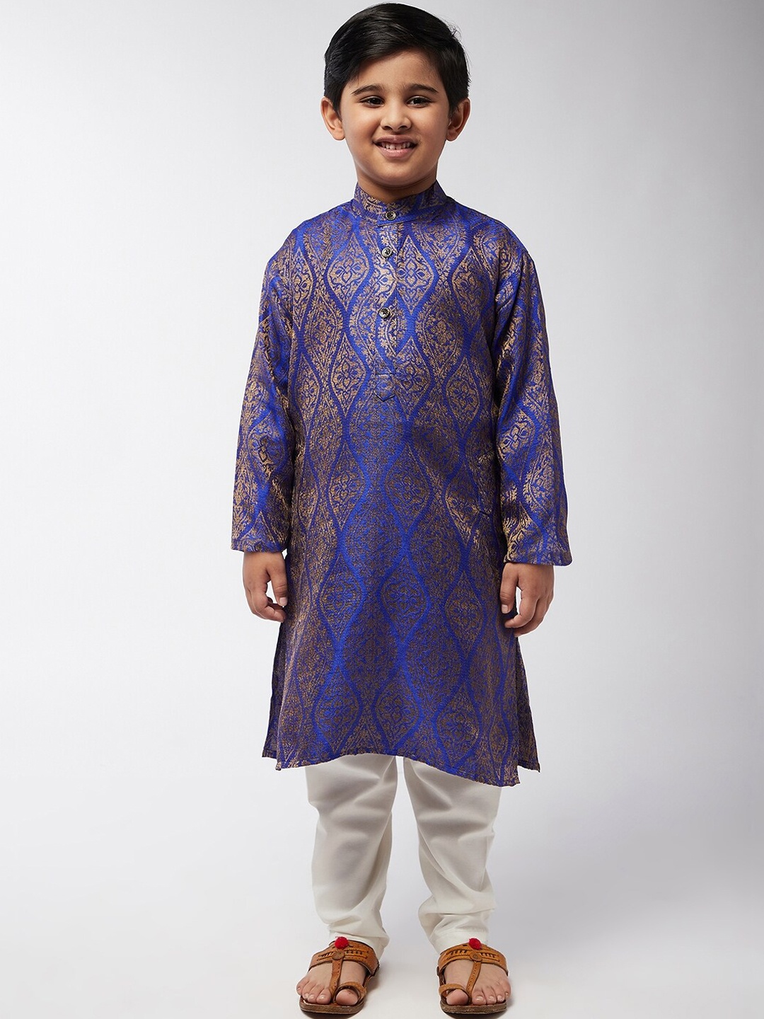 

SOJANYA Boys Blue & Off White Kurta with Pyjamas