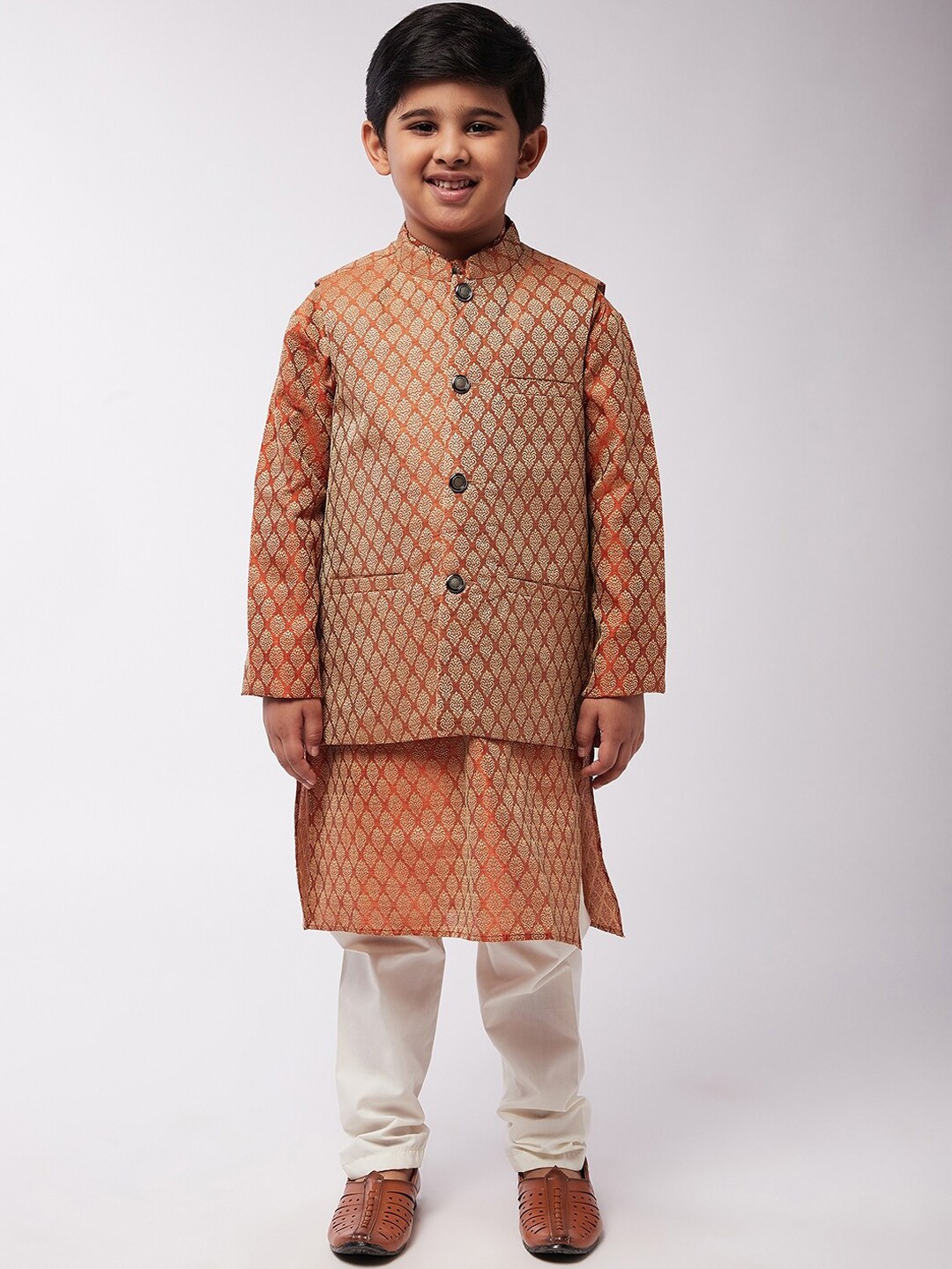 

SOJANYA Boys Orange Ethnic Motifs Printed Kurta with Trousers with Nehru Jacket