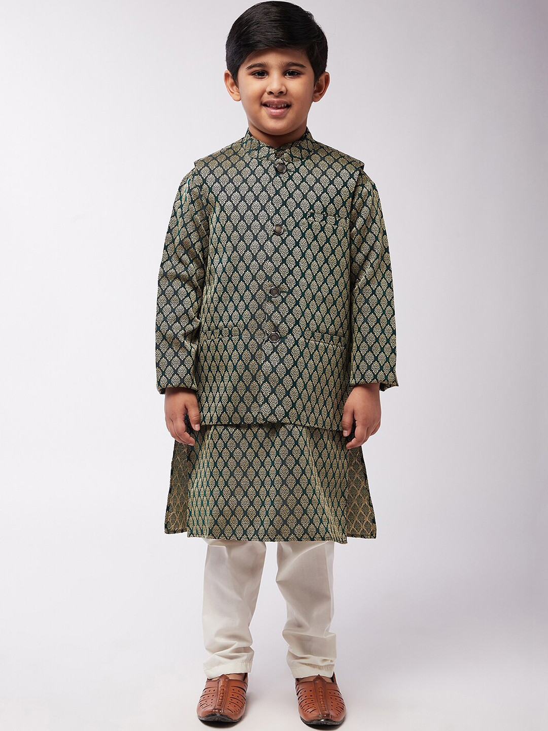 

SOJANYA Boys Green Ethnic Motifs Printed Kurta Nehru jacket with Churidar