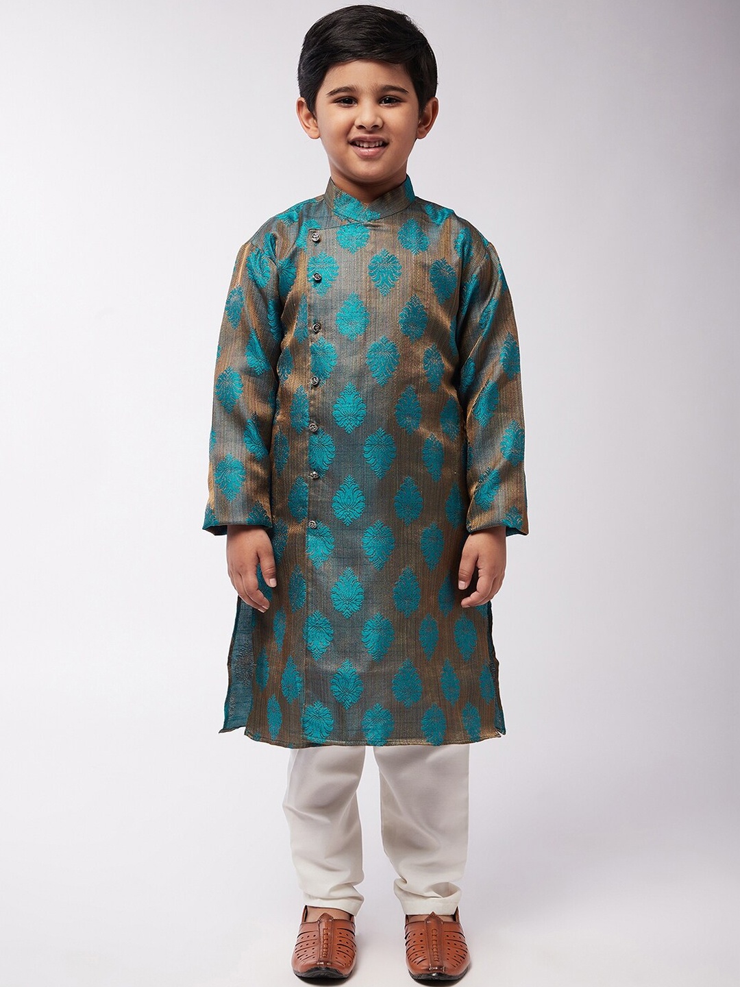 

SOJANYA Boys Teal Blue & Off White Ethnic Motifs Printed Kurta with Pyjamas