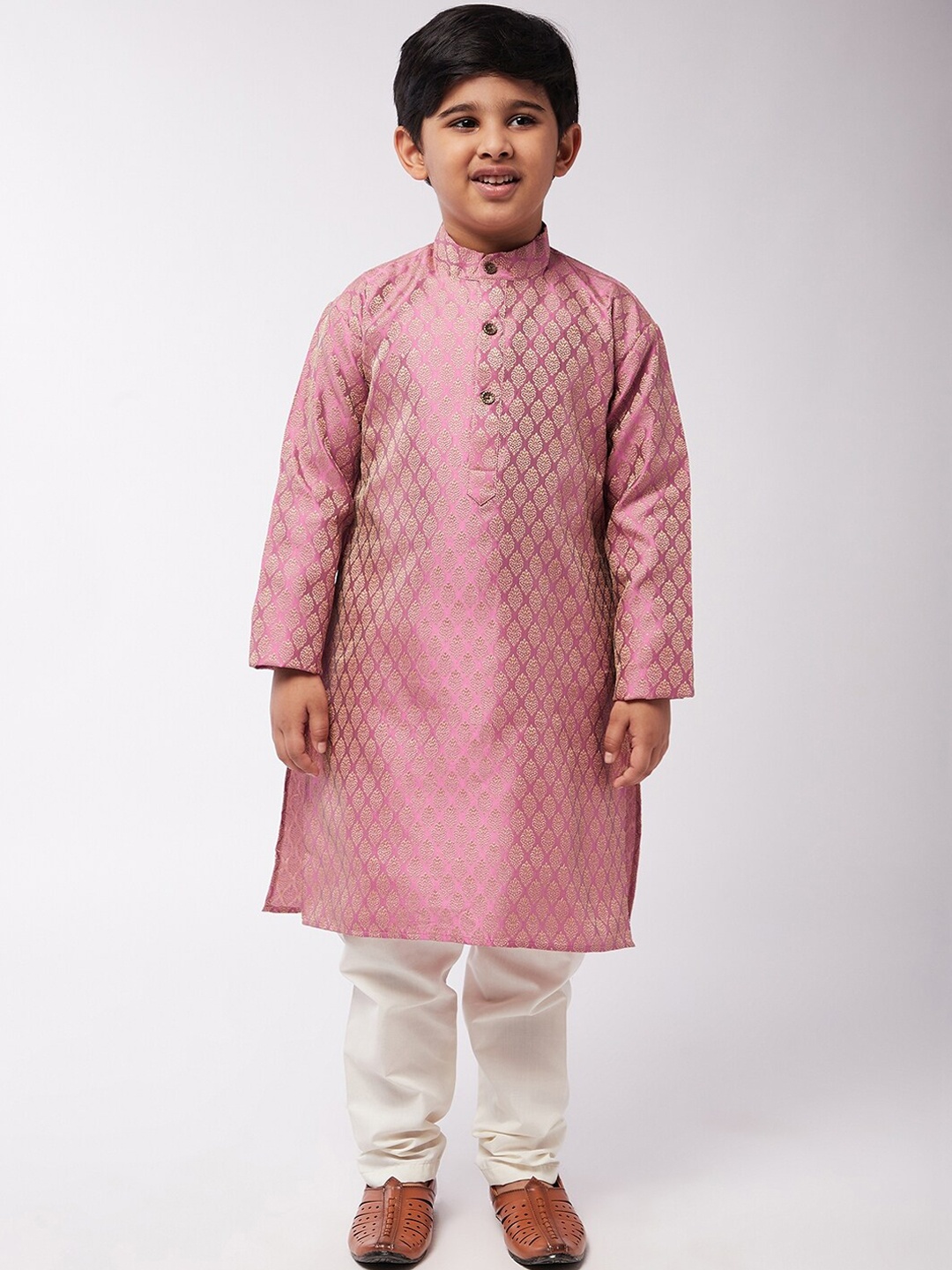 

SOJANYA Boys Pink Kurta with Churidar