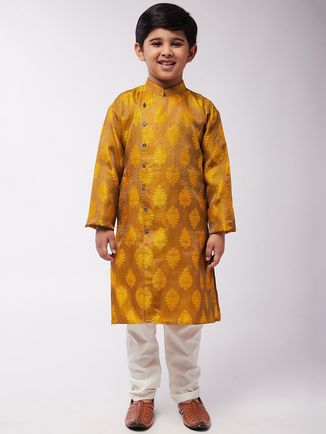 

SOJANYA Boys Mustard Yellow Ethnic Motifs Printed Kurta with Dhoti Pants