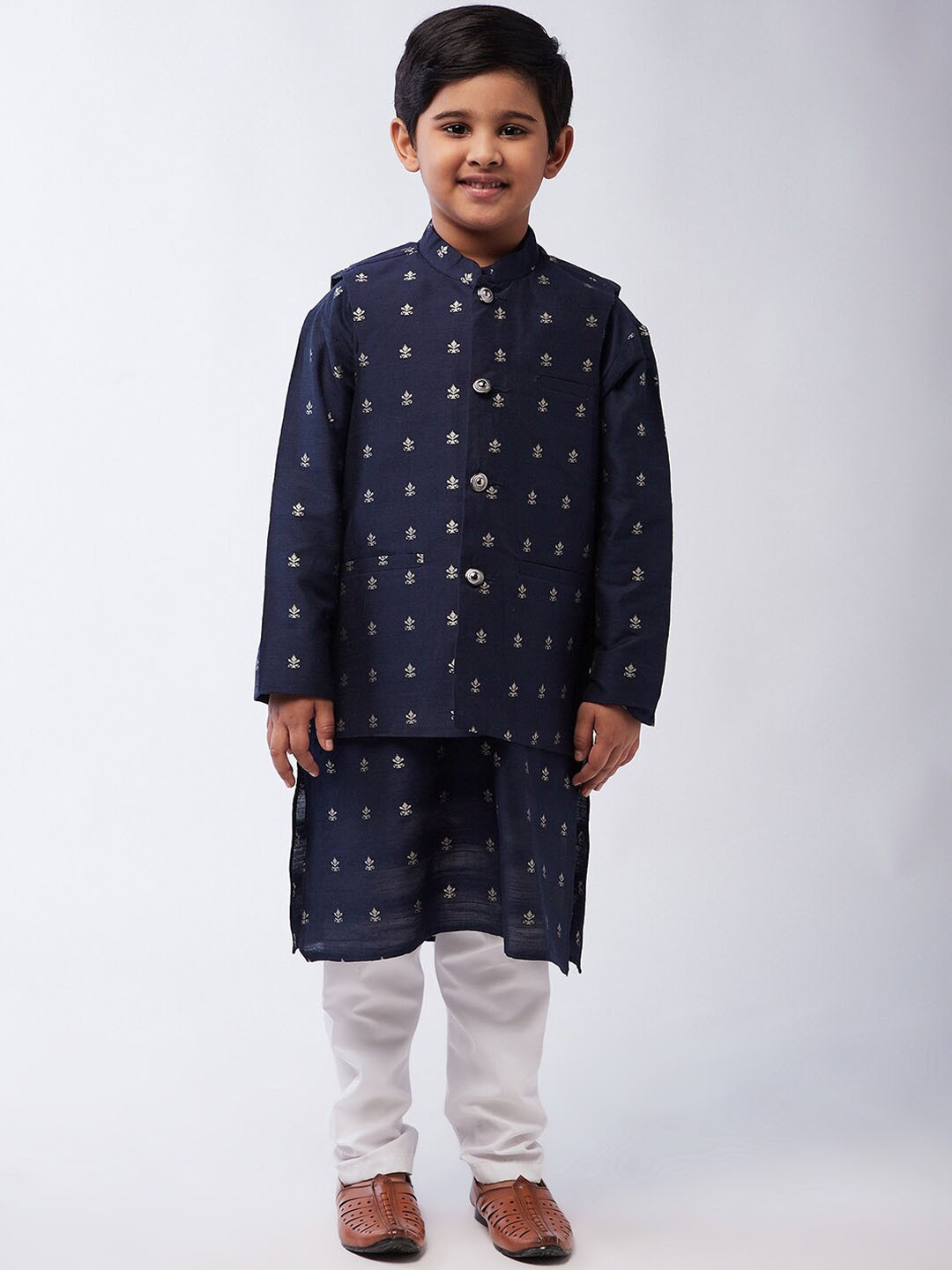 

SOJANYA Boys Navy Blue & Off White Embroidered Kurta with Pyjamas & Nehru Jacket
