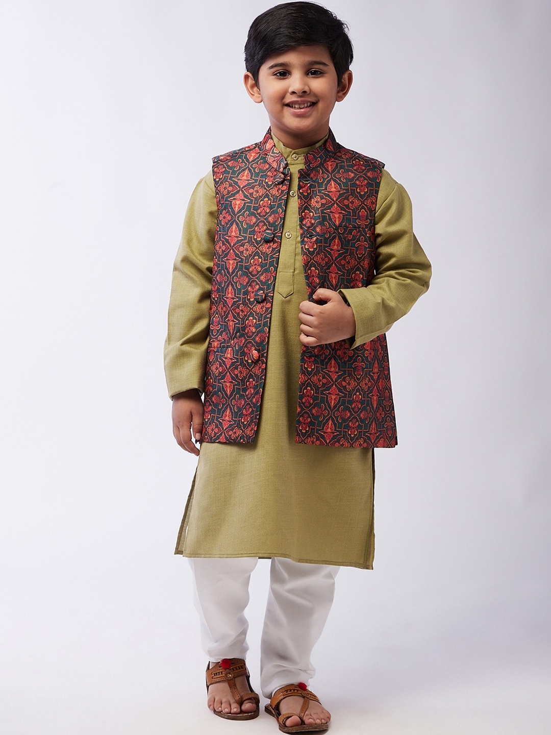 

SOJANYA Boys Green Angrakha Kurta with Pyjamas with Nehru Jacket