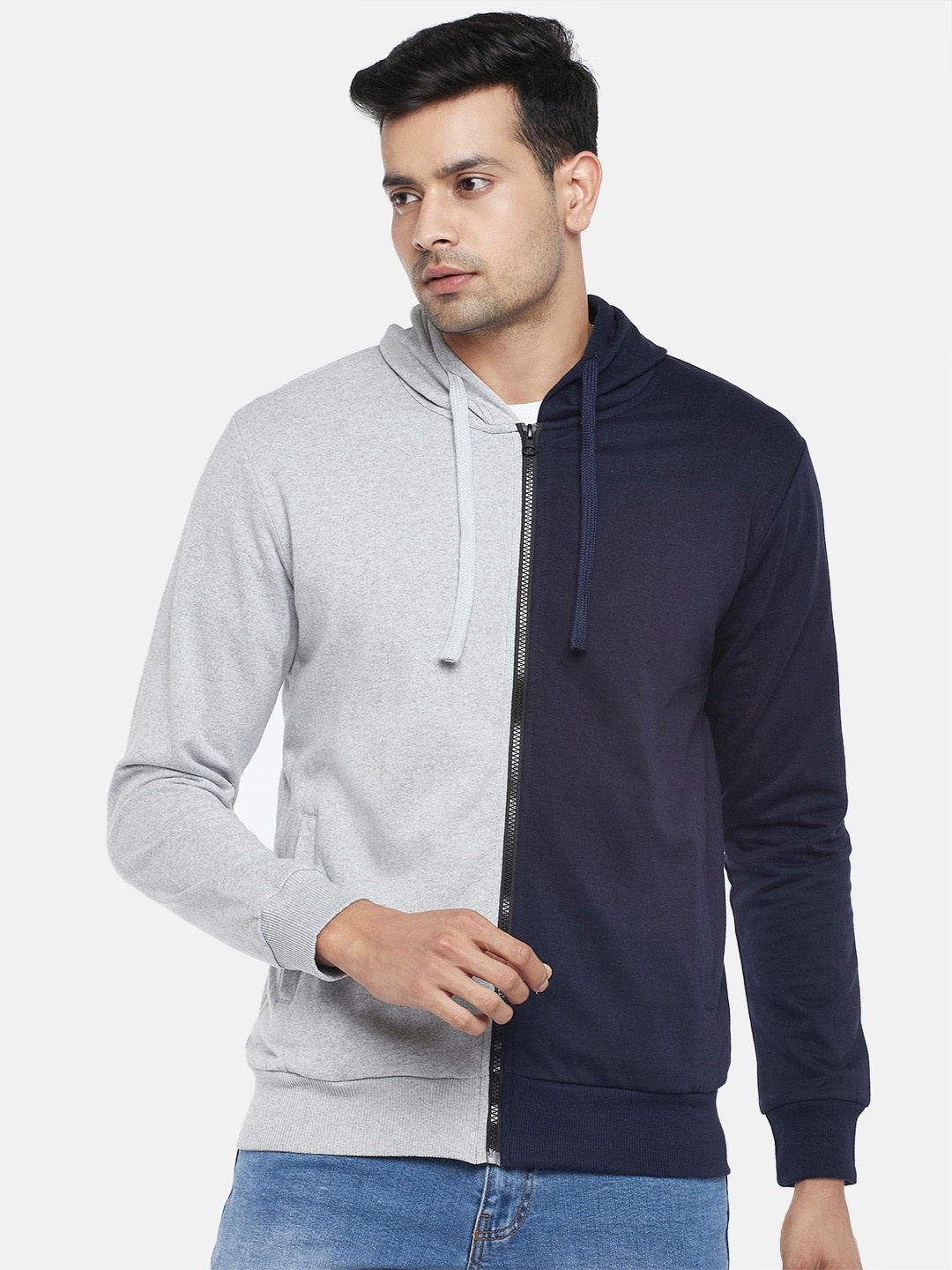 

People Men Grey Colourblocked Sweatshirt