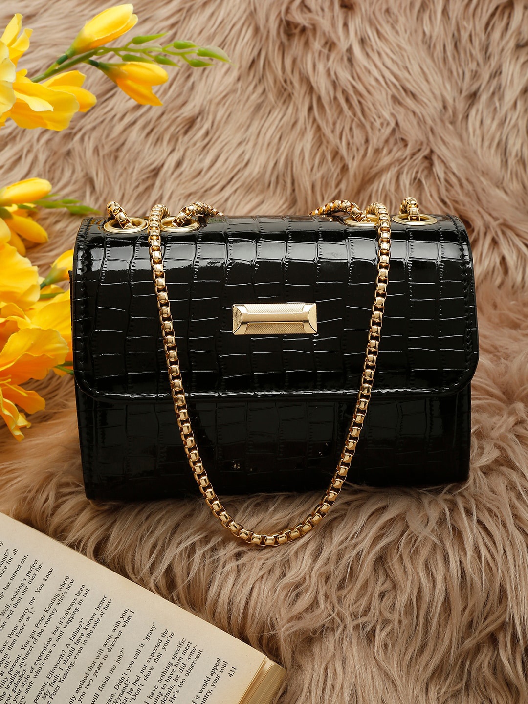 

FARGO Black Textured Structured Sling Bag With Quilted
