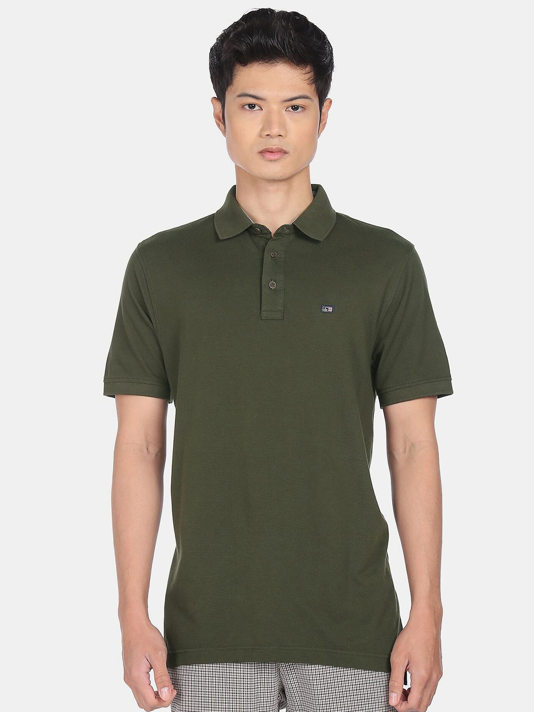 

Arrow Sport Men Green Polo Collar Applique T-shirt