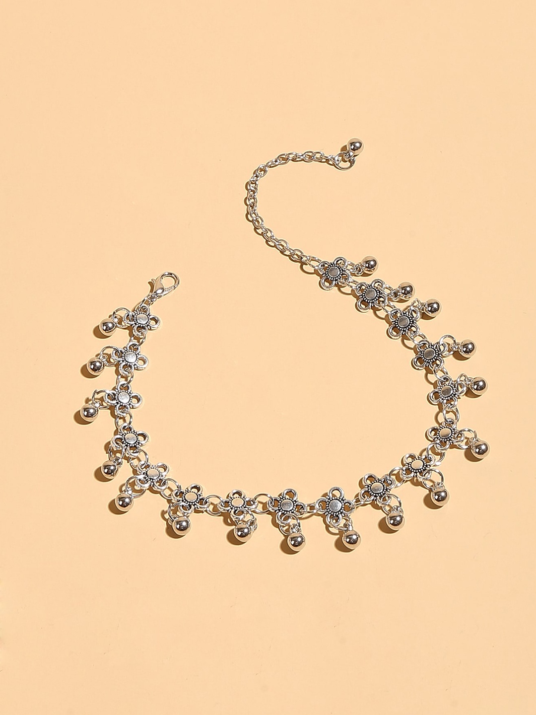 

OOMPH Oxidised Silver-Toned Ghungaroo Beaded Anklets