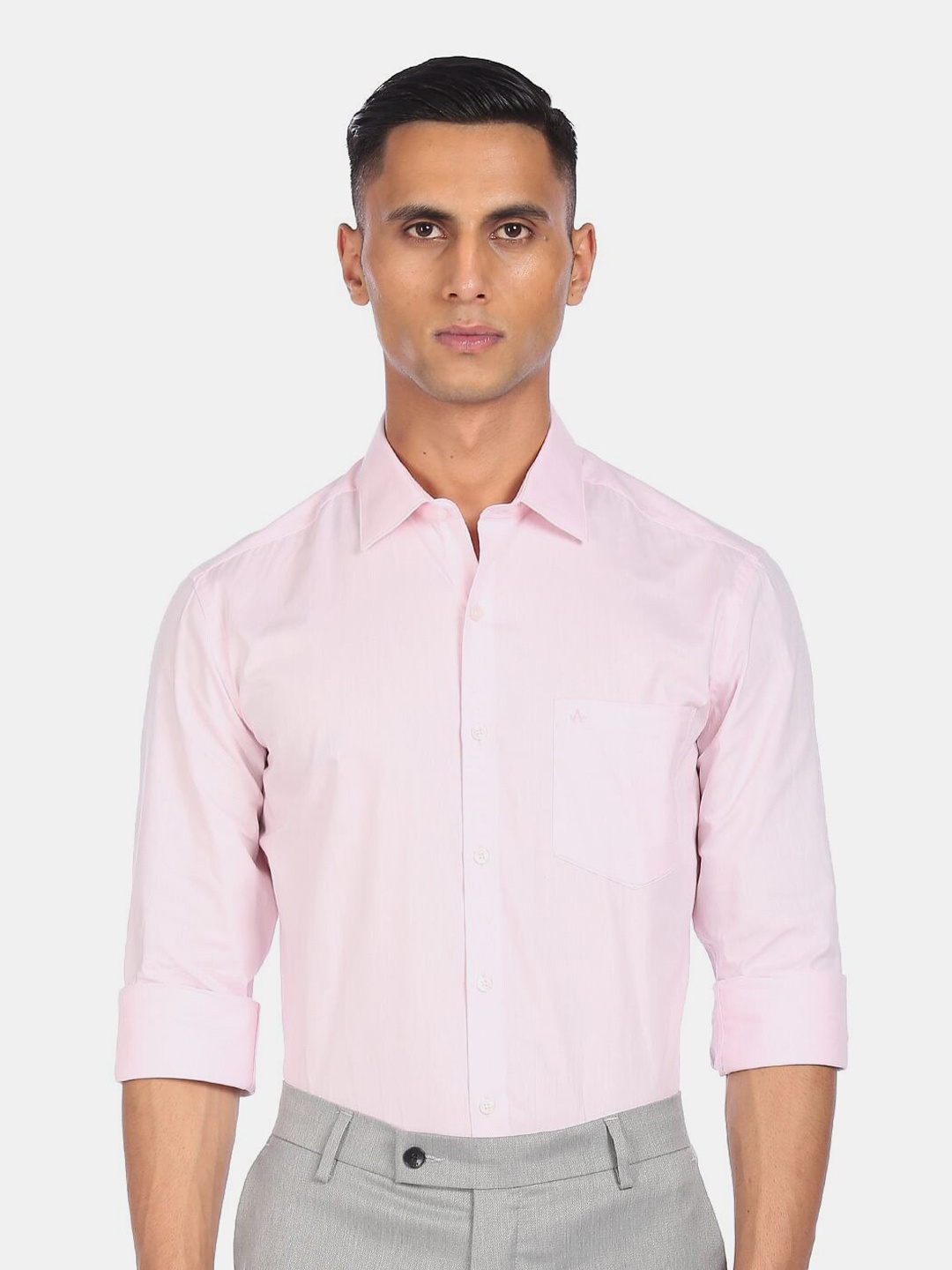 

Arrow Men Pink Slim Fit Solid Formal Shirt