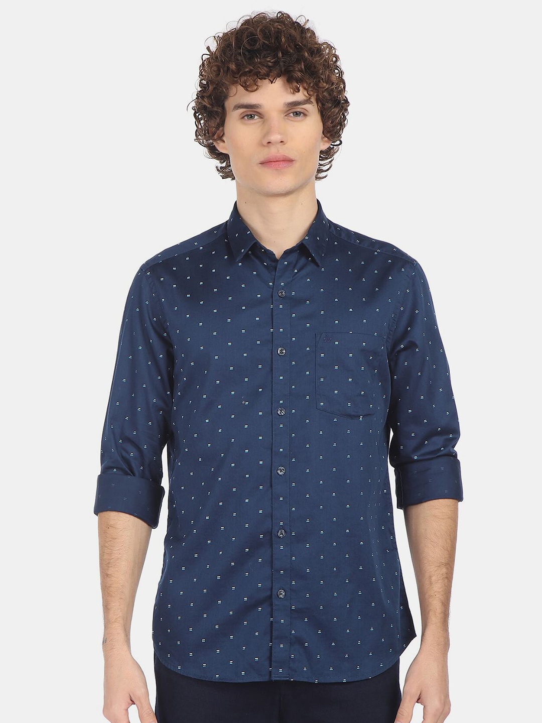 

Arrow Men Navy Blue Printed Pure Cotton Casual Shirt