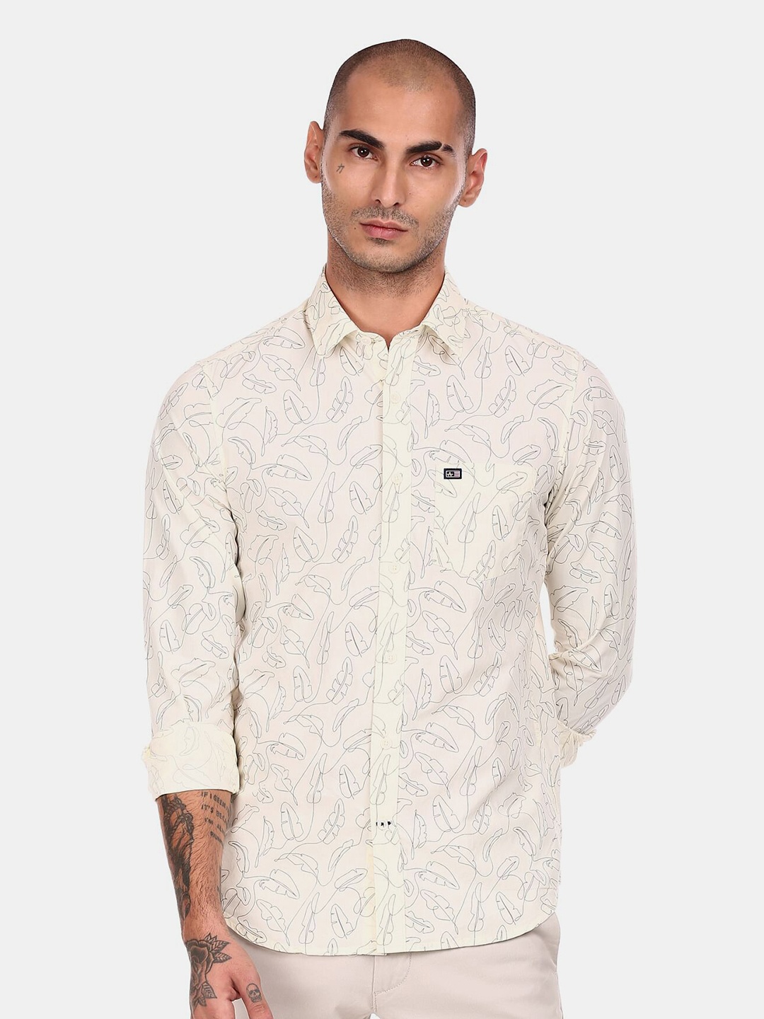

Arrow Sport Men White Slim Fit Floral Printed Pure Cotton Casual Shirt