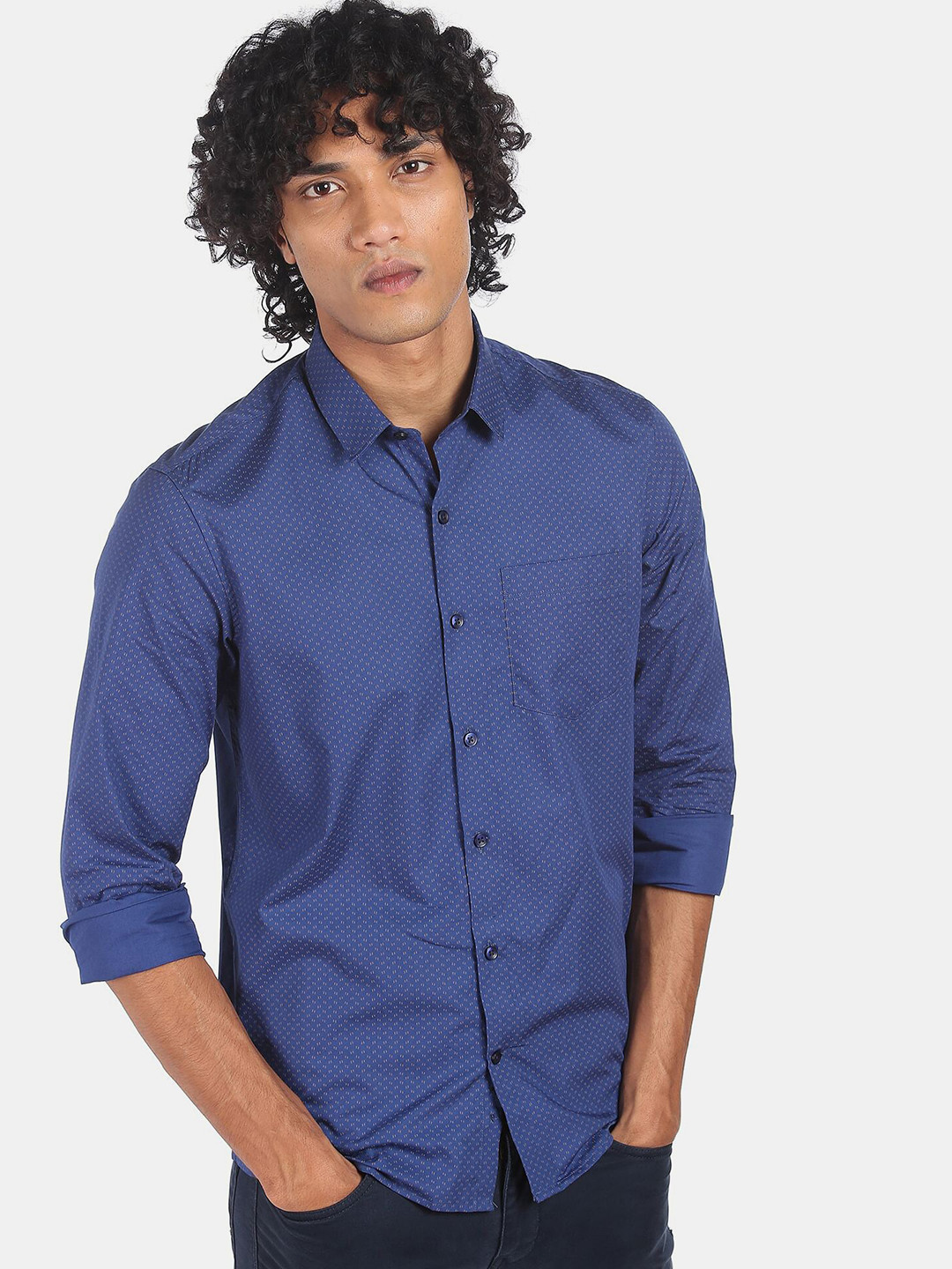 

Excalibur Men Blue Casual Shirt