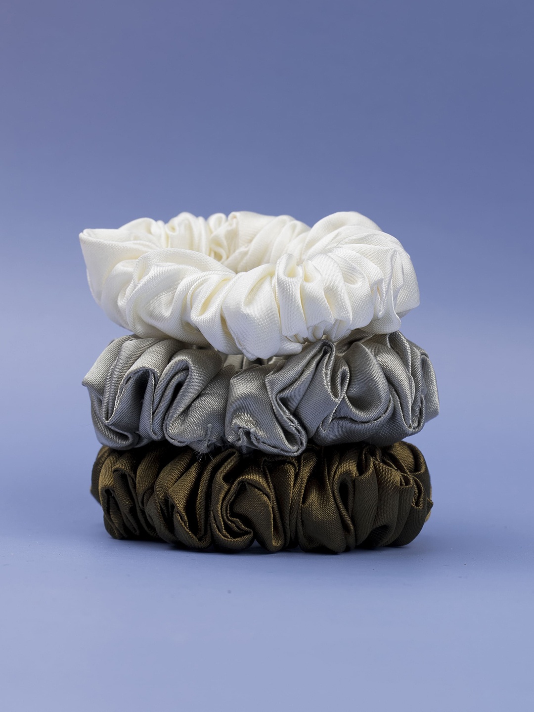 

Arendelle Women Set of 3 Satin Scrunchies, White