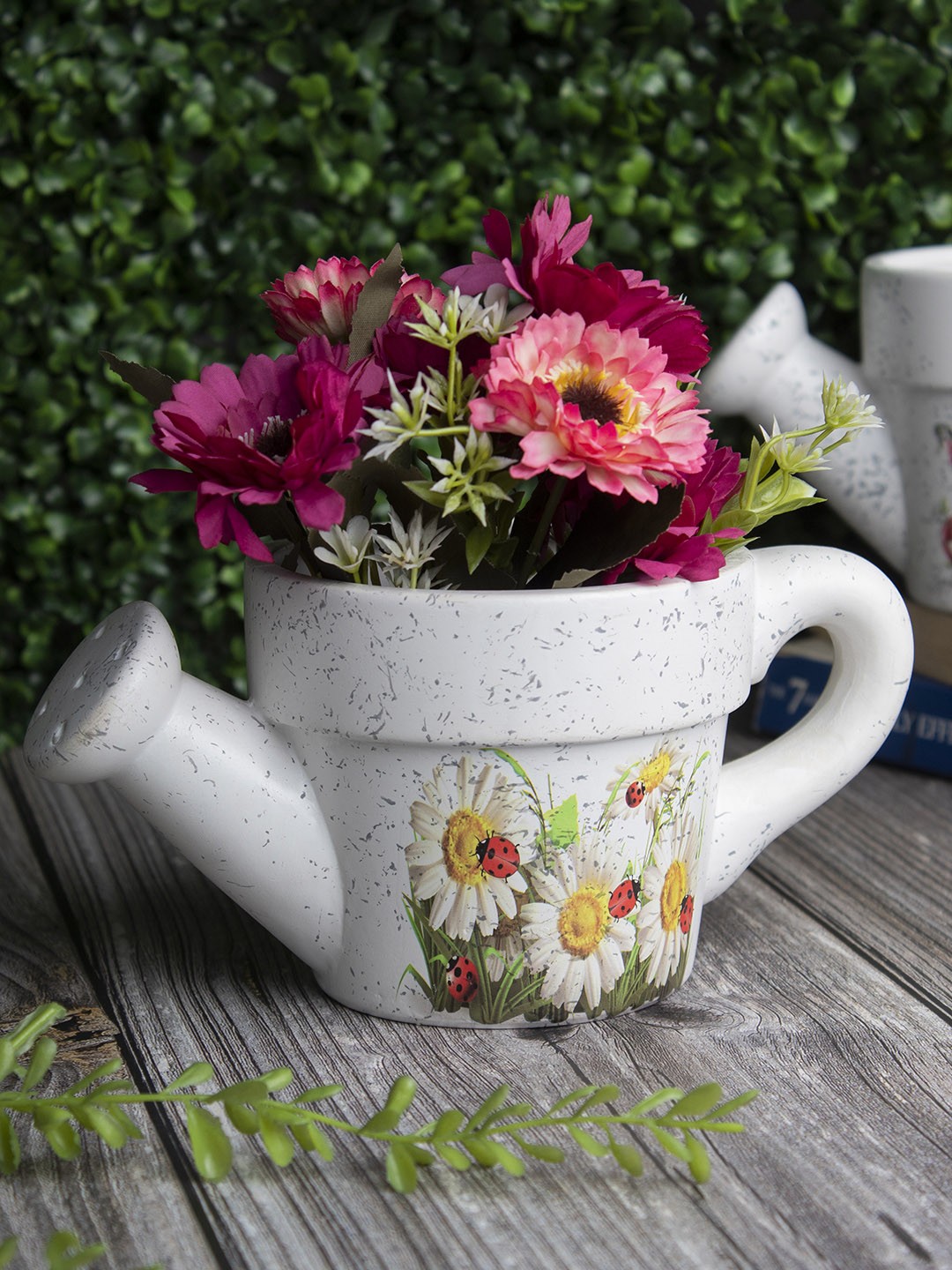 

MARKET99 White Ceramic Table Planter