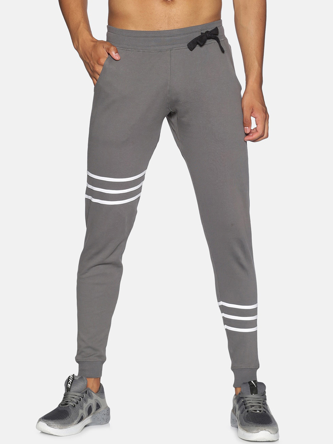 

KULTPRIT Men Grey Slim Fit Joggers