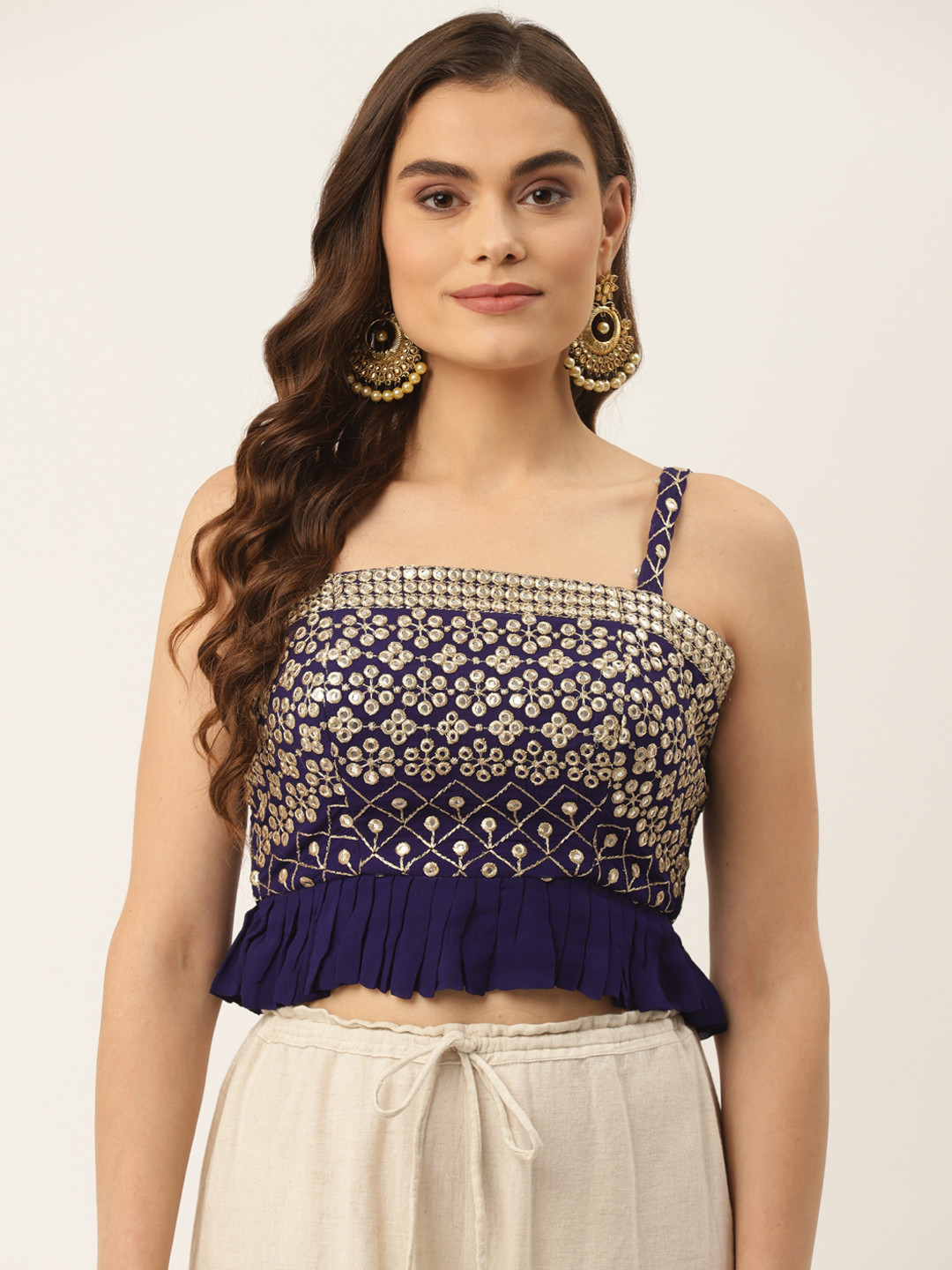 

NDS Niharikaa Designer Studio Navy Blue & Golden Embroidered Padded A-Line Saree Blouse