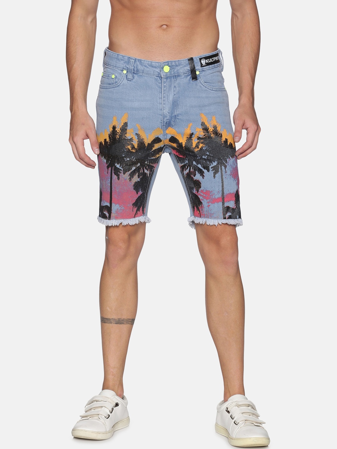 

KULTPRIT Men Blue & Pink Tropical Printed Cotton Slim Fit Shorts