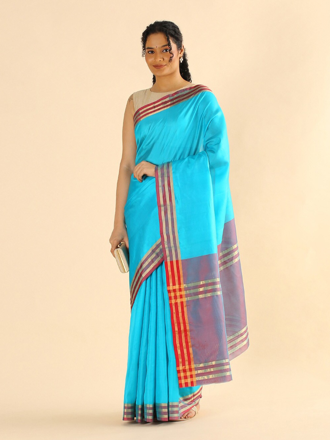 

Taneira Blue & Red Pure Silk Saree