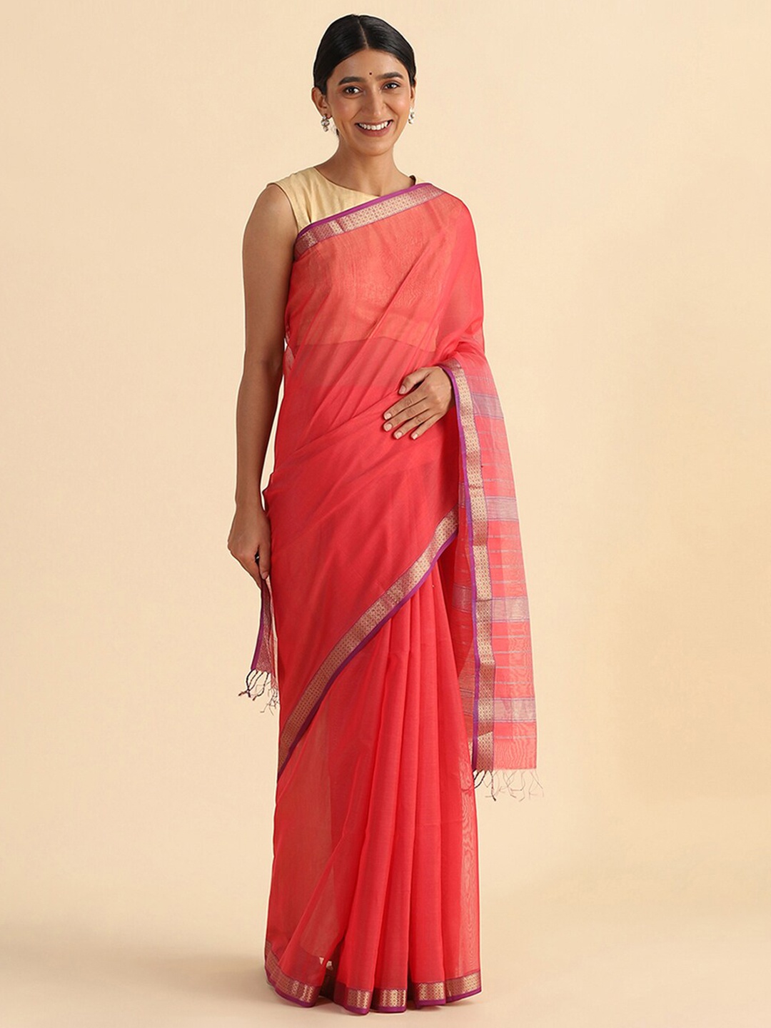 

Taneira Red & Gold-Toned Zari Silk Cotton Maheshwari Saree