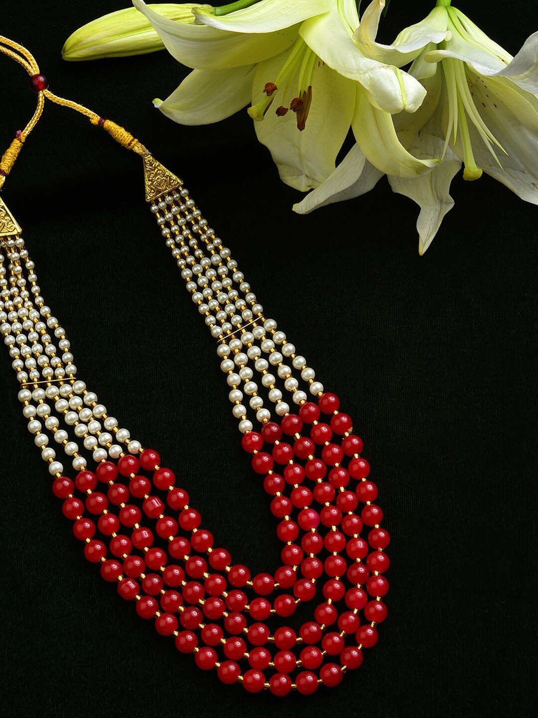 

SOHI Gold-Toned & Cream-Coloured Beaded Gold-Plated Necklace