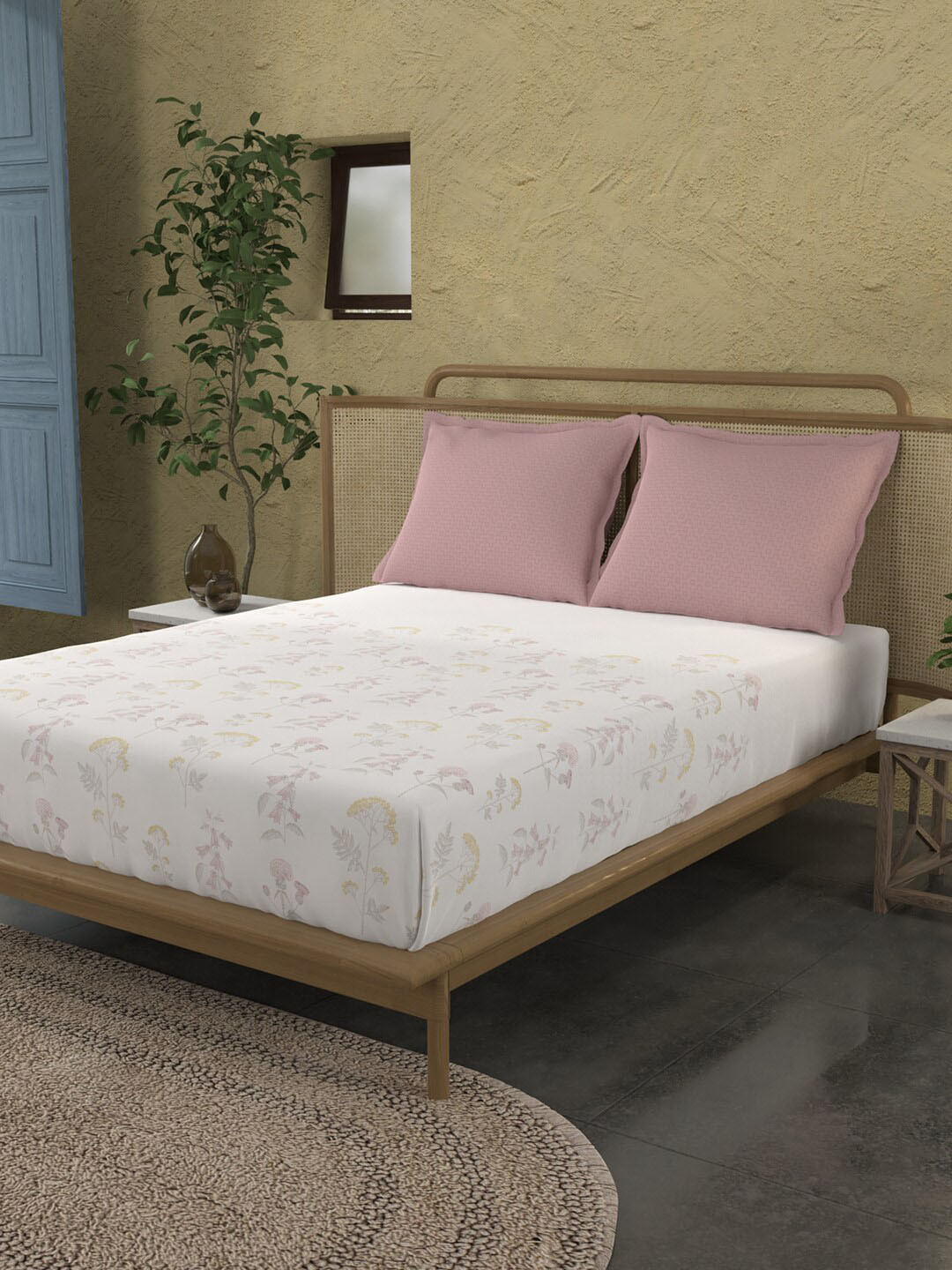 

Trident Peach & White Floral Printed Cotton 144 TC 1 King Bedsheet and 2 Pillow Covers