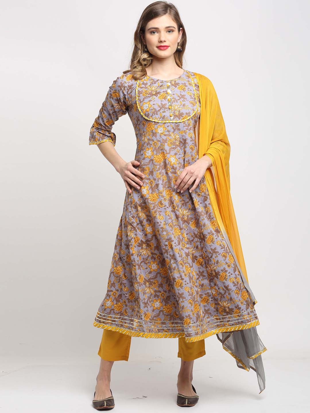 

Rajnandini Women Grey Floral Printed Pure Cotton Kurta with Trousers & With Dupatta